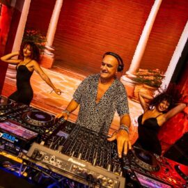 A STAR-STUDDED COLLABORATION ON TOOLROOM TRAX AS CULTURES COLLIDE A STAR-STUDDED COLLABORATION ON TOOLROOM TRAX AS CULTURES COLLIDE